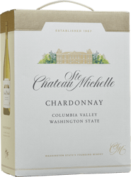 En box med Chateau Ste Michelle Chardonnay, ett vitt vin från Washington State i USA