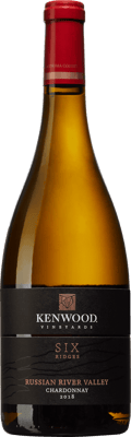 En glasflaska med Kenwood Six Ridges Russian River Valley Chardonnay 2018, ett vitt vin från Kalifornien i USA