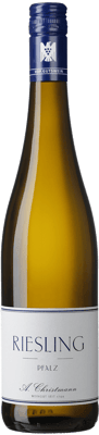 En lättare glasflaska med A Christmann Riesling 2021, ett vitt vin från Pfalz i Tyskland