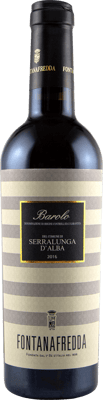 En flaska med Fontanafredda Barolo Serralunga d'Alba 2016, ett rött vin från Piemonte i Italien