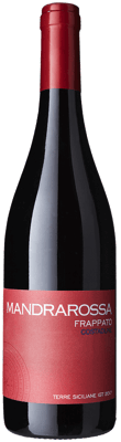 En flaska med Mandrarossa Frappato 2019, ett rött vin från Sicilien i Italien