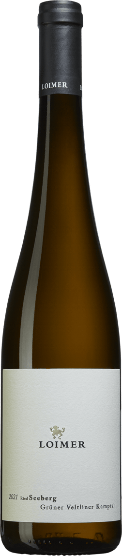 En glasflaska med Loimer Langenlois Seeberg Grüner Veltliner 2022, ett vitt vin från Niederösterreich i Österrike