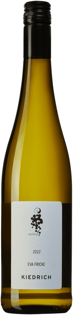 En glasflaska med Eva Fricke Kiedrich Riesling Trocken 2022, ett vitt vin från Rheingau i Tyskland