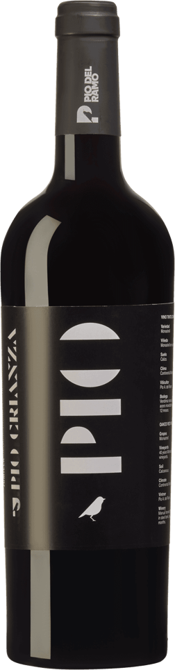 En glasflaska med Pio Crianza 2022, ett rött vin från Murcia i Spanien