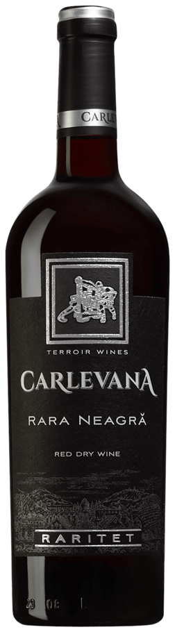 En glasflaska med Carlevana Winery Rara Neagra Raritet 2022, ett rött vin från Moldavien