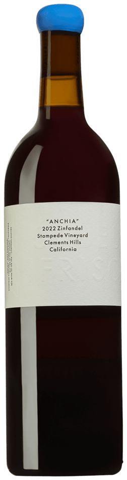 En glasflaska med Sabelli-Frisch Wines Anchia Zinfandel Stampede 2022, ett rött vin från Kalifornien i USA