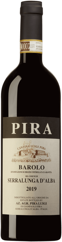 En glasflaska med Luigi Pira Barolo di Serralunga 2019, ett rött vin från Piemonte i Italien