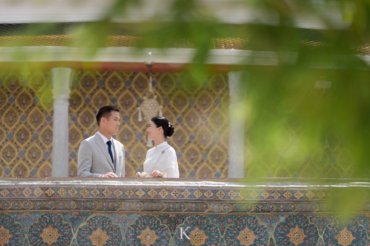 ถ่ายภาพงานแต่งงานที่วัดราชบพิธฯ: ความสง่างามที่เรียบง่ายและเต็มไปด้วยความสุข 74 pear thailand wedding photos wat ratchabophit 104 ถ่ายภาพงานแต่งงานที่วัดราชบพิธฯ: ความสง่างามที่เรียบง่ายและเต็มไปด้วยความสุข