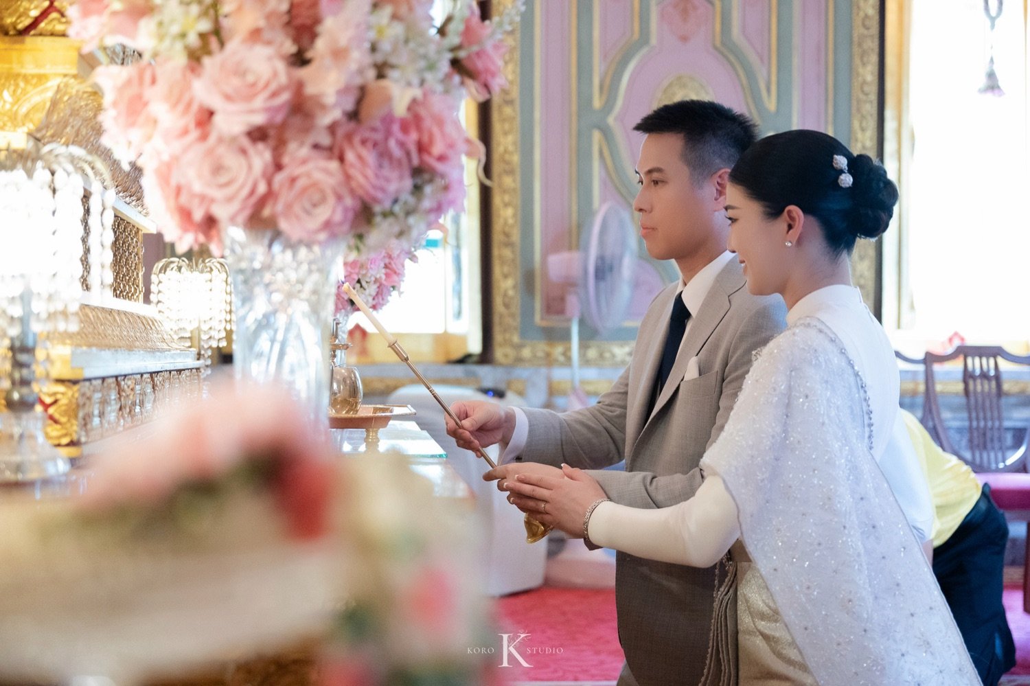 ถ่ายภาพงานแต่งงานที่วัดราชบพิธฯ: ความสง่างามที่เรียบง่ายและเต็มไปด้วยความสุข 85 pear thailand wedding photos wat ratchabophit 121 ถ่ายภาพงานแต่งงานที่วัดราชบพิธฯ: ความสง่างามที่เรียบง่ายและเต็มไปด้วยความสุข