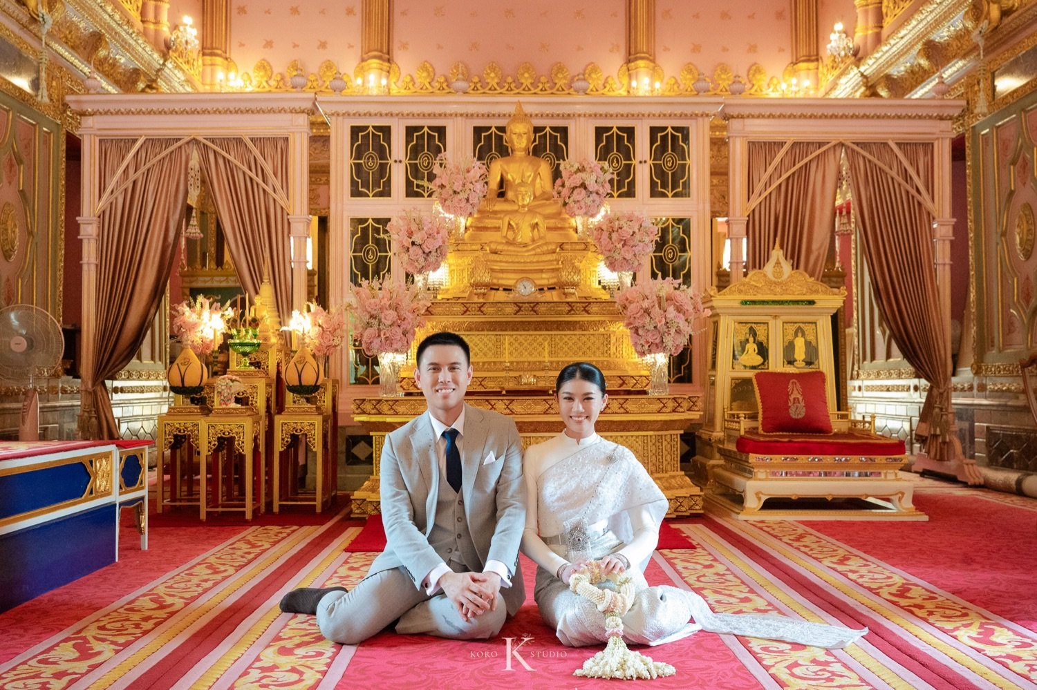 ถ่ายภาพงานแต่งงานที่วัดราชบพิธฯ: ความสง่างามที่เรียบง่ายและเต็มไปด้วยความสุข 100 pear thailand wedding photos wat ratchabophit 141 ถ่ายภาพงานแต่งงานที่วัดราชบพิธฯ: ความสง่างามที่เรียบง่ายและเต็มไปด้วยความสุข