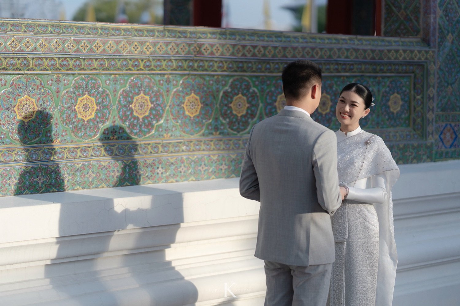 ถ่ายภาพงานแต่งงานที่วัดราชบพิธฯ: ความสง่างามที่เรียบง่ายและเต็มไปด้วยความสุข 21 pear thailand wedding photos wat ratchabophit 32 ถ่ายภาพงานแต่งงานที่วัดราชบพิธฯ: ความสง่างามที่เรียบง่ายและเต็มไปด้วยความสุข