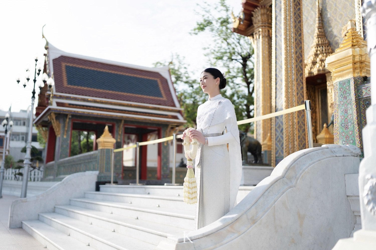 ถ่ายภาพงานแต่งงานที่วัดราชบพิธฯ: ความสง่างามที่เรียบง่ายและเต็มไปด้วยความสุข 41 pear thailand wedding photos wat ratchabophit 60 ถ่ายภาพงานแต่งงานที่วัดราชบพิธฯ: ความสง่างามที่เรียบง่ายและเต็มไปด้วยความสุข
