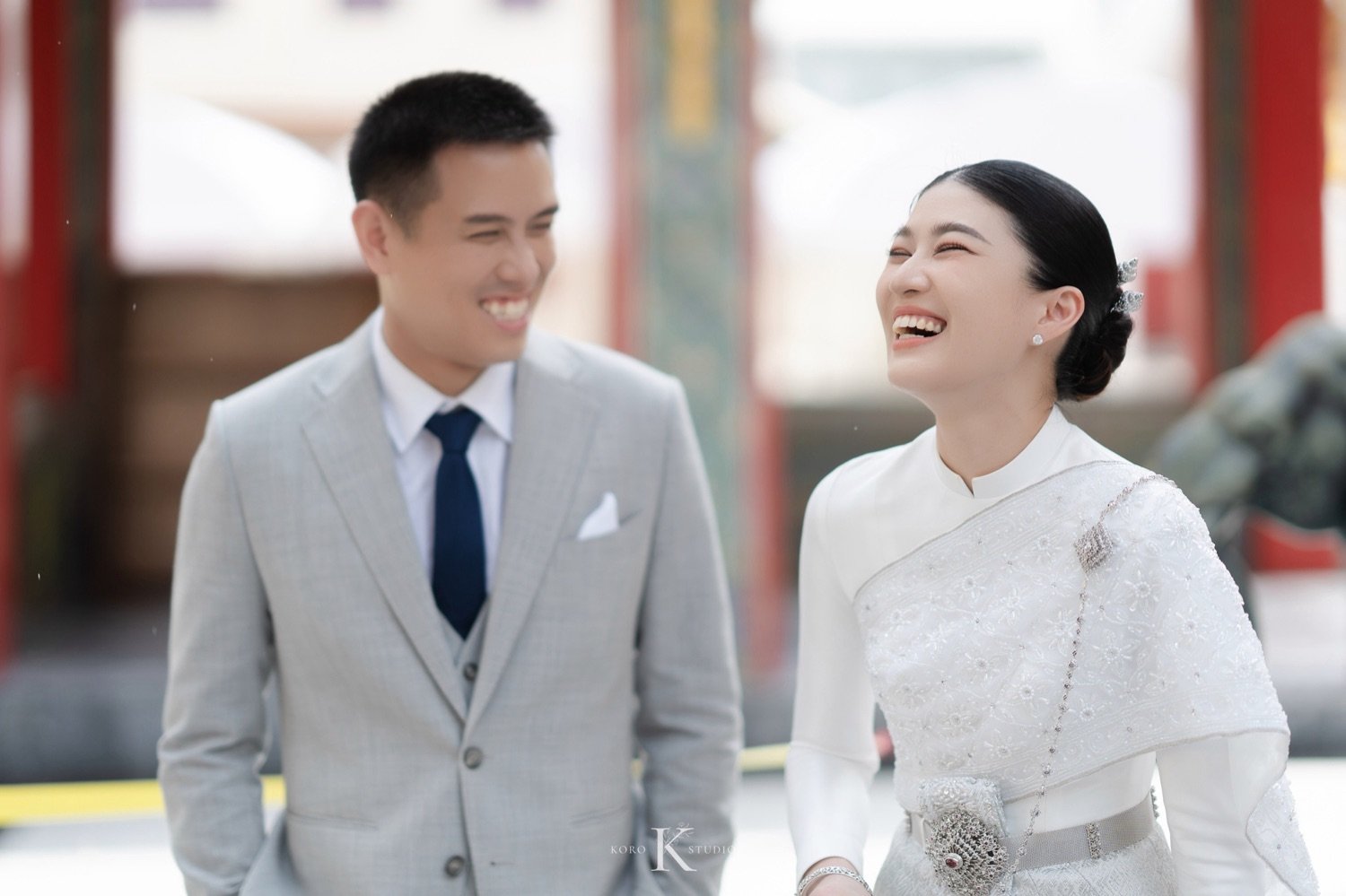 ถ่ายภาพงานแต่งงานที่วัดราชบพิธฯ: ความสง่างามที่เรียบง่ายและเต็มไปด้วยความสุข 67 pear thailand wedding photos wat ratchabophit 93 ถ่ายภาพงานแต่งงานที่วัดราชบพิธฯ: ความสง่างามที่เรียบง่ายและเต็มไปด้วยความสุข