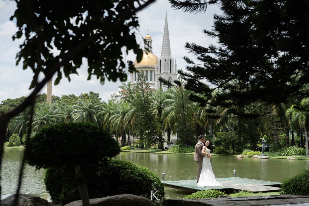 Bangkok Pre-Wedding Photography: Saya & Kota's Iconic Day at Wat Arun & Assumption University 122 pre wedding saya assumption university 2025 122 Bangkok Pre-Wedding Photography: Saya & Kota's Iconic Day at Wat Arun & Assumption University