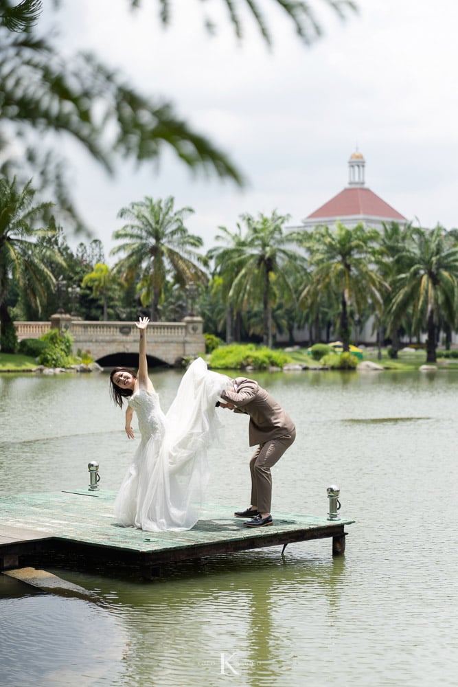 Bangkok Pre-Wedding Photography: Saya & Kota's Iconic Day at Wat Arun & Assumption University 127 pre wedding saya assumption university 2025 127 Bangkok Pre-Wedding Photography: Saya & Kota's Iconic Day at Wat Arun & Assumption University