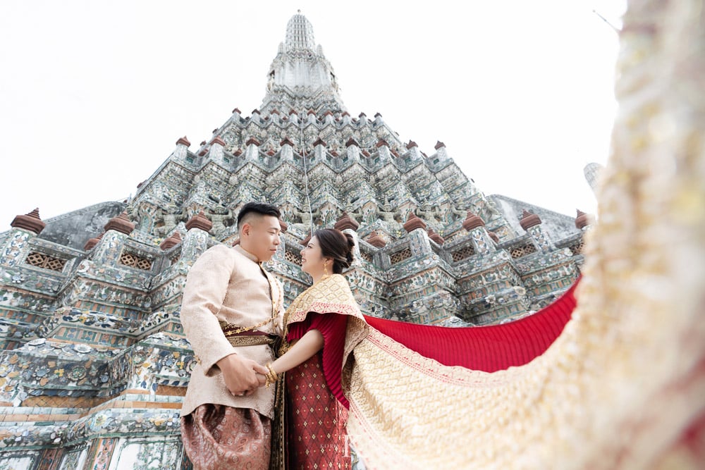 Bangkok Pre-Wedding Photography: Saya & Kota's Iconic Day at Wat Arun & Assumption University 18 pre wedding saya assumption university 2025 18 Bangkok Pre-Wedding Photography: Saya & Kota's Iconic Day at Wat Arun & Assumption University