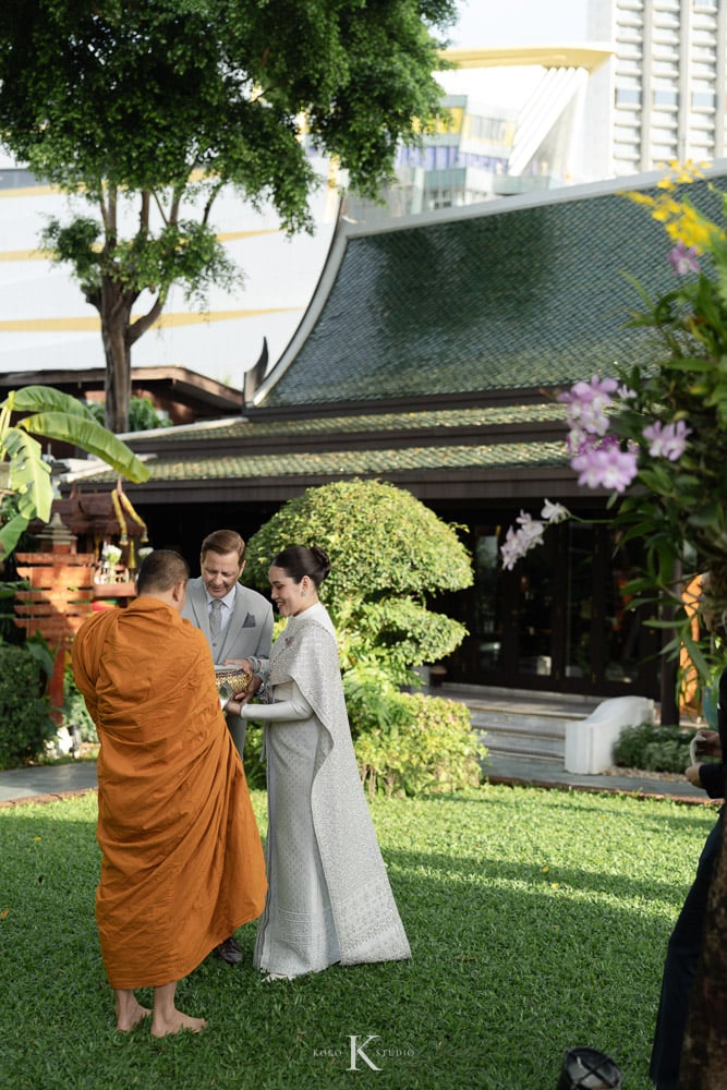 Mandarin Oriental Bangkok Wedding | Juthamas & Christophe 75 mandarin oriental bangkok thai wedding 2025 76 Mandarin Oriental Bangkok Wedding | Juthamas & Christophe