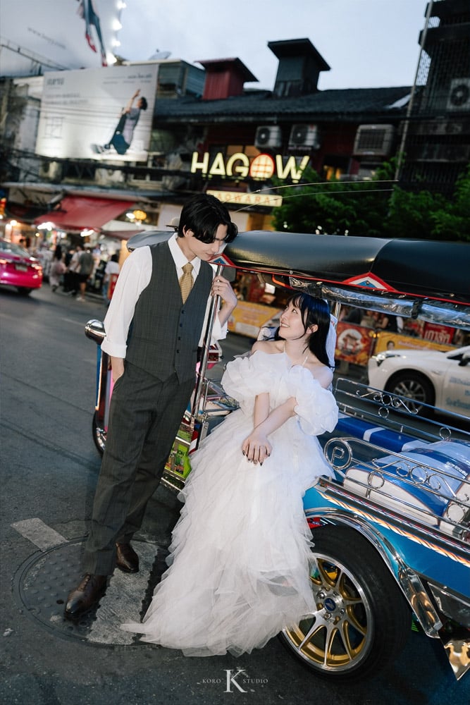 Bangkok Street Pre-Wedding: Kana & Taka’s from Japan 105 bangkok street pre wedding photography kana taka yaowarat 105 Bangkok Street Pre-Wedding: Kana & Taka’s from Japan
