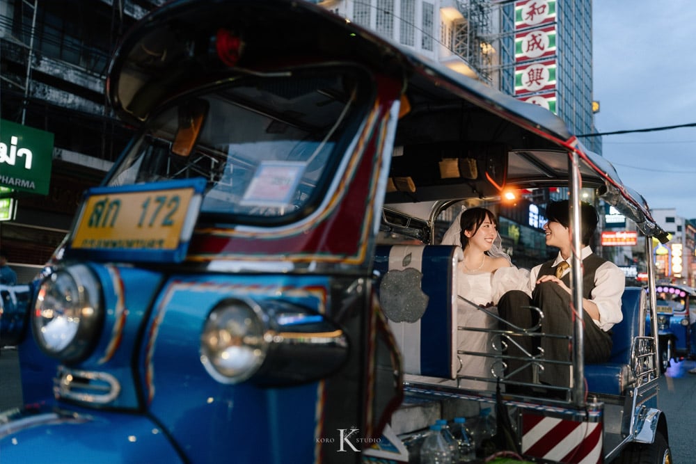 Bangkok Street Pre-Wedding: Kana & Taka’s from Japan 113 bangkok street pre wedding photography kana taka yaowarat 113 Bangkok Street Pre-Wedding: Kana & Taka’s from Japan