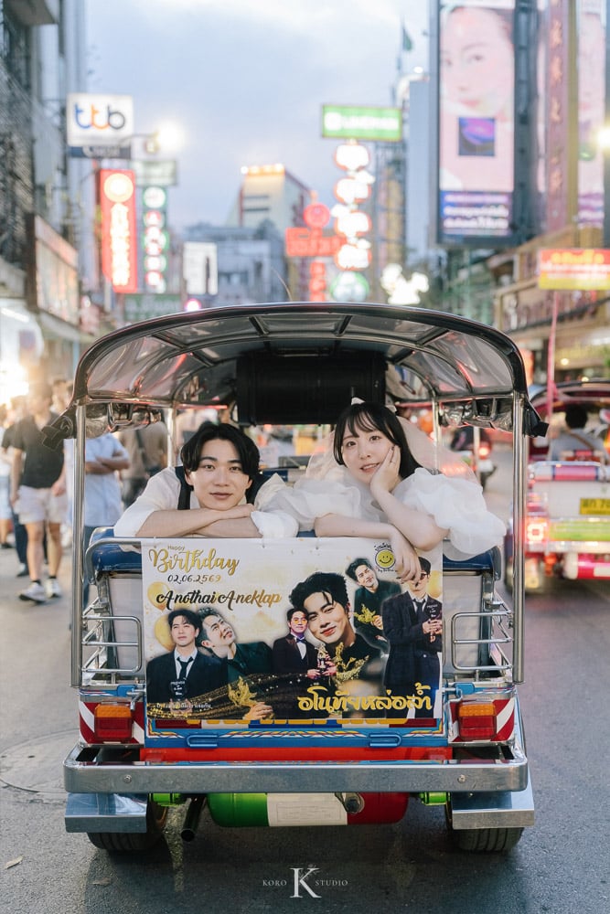 Bangkok Street Pre-Wedding: Kana & Taka’s from Japan 115 bangkok street pre wedding photography kana taka yaowarat 115 Bangkok Street Pre-Wedding: Kana & Taka’s from Japan