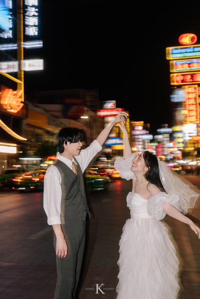 Bangkok Street Pre-Wedding: Kana & Taka’s from Japan 148 bangkok street pre wedding photography kana taka yaowarat 149 Bangkok Street Pre-Wedding: Kana & Taka’s from Japan