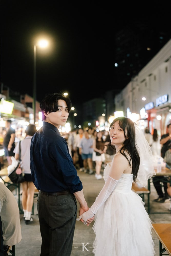 Bangkok Street Pre-Wedding: Kana & Taka’s from Japan 152 bangkok street pre wedding photography kana taka yaowarat 153 Bangkok Street Pre-Wedding: Kana & Taka’s from Japan