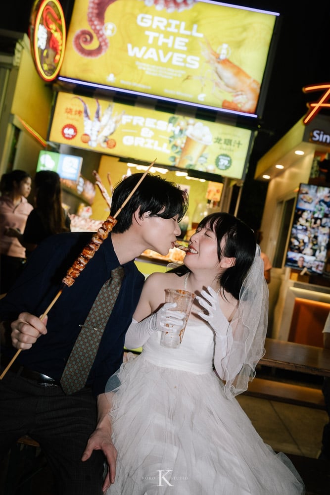 Bangkok Street Pre-Wedding: Kana & Taka’s from Japan 153 bangkok street pre wedding photography kana taka yaowarat 154 Bangkok Street Pre-Wedding: Kana & Taka’s from Japan
