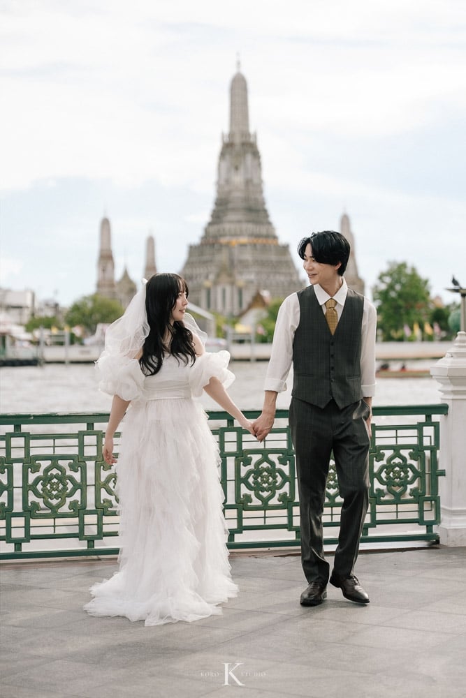 Bangkok Street Pre-Wedding: Kana & Taka’s from Japan 27 bangkok street pre wedding photography kana taka yaowarat 27 Bangkok Street Pre-Wedding: Kana & Taka’s from Japan