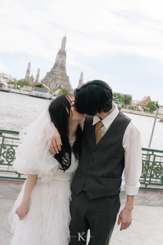 Bangkok Street Pre-Wedding: Kana & Taka’s from Japan 29 bangkok street pre wedding photography kana taka yaowarat 29 Bangkok Street Pre-Wedding: Kana & Taka’s from Japan