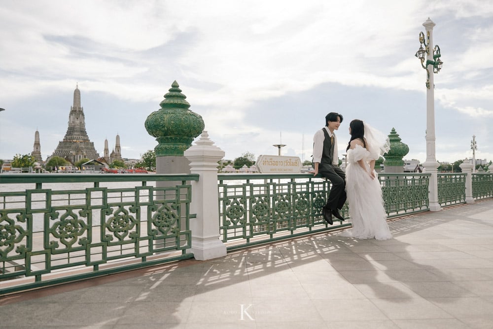 Bangkok Street Pre-Wedding: Kana & Taka’s from Japan 36 bangkok street pre wedding photography kana taka yaowarat 36 Bangkok Street Pre-Wedding: Kana & Taka’s from Japan
