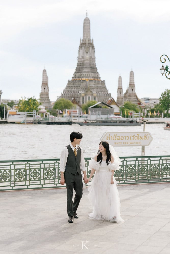 Bangkok Street Pre-Wedding: Kana & Taka’s from Japan 42 bangkok street pre wedding photography kana taka yaowarat 42 Bangkok Street Pre-Wedding: Kana & Taka’s from Japan