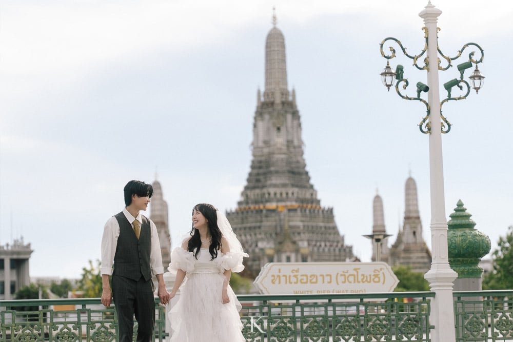 Bangkok Street Pre-Wedding: Kana & Taka’s from Japan 43 bangkok street pre wedding photography kana taka yaowarat 43 Bangkok Street Pre-Wedding: Kana & Taka’s from Japan