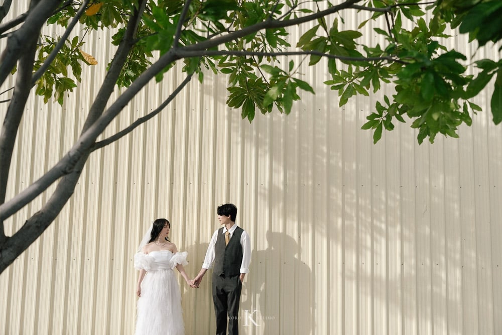 Bangkok Street Pre-Wedding: Kana & Taka’s from Japan 53 bangkok street pre wedding photography kana taka yaowarat 53 Bangkok Street Pre-Wedding: Kana & Taka’s from Japan