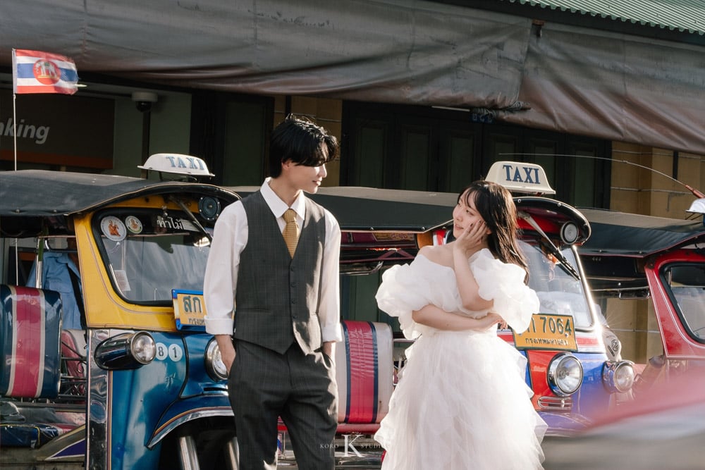 Bangkok Street Pre-Wedding: Kana & Taka’s from Japan 71 bangkok street pre wedding photography kana taka yaowarat 71 Bangkok Street Pre-Wedding: Kana & Taka’s from Japan