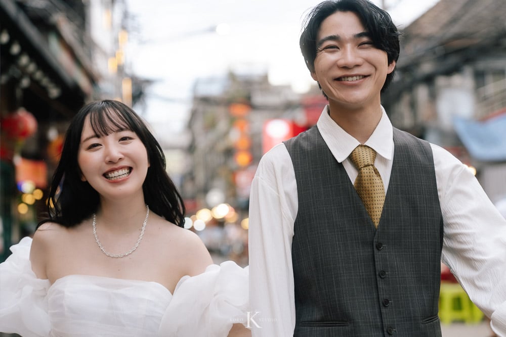 Bangkok Street Pre-Wedding: Kana & Taka’s from Japan 87 bangkok street pre wedding photography kana taka yaowarat 87 Bangkok Street Pre-Wedding: Kana & Taka’s from Japan