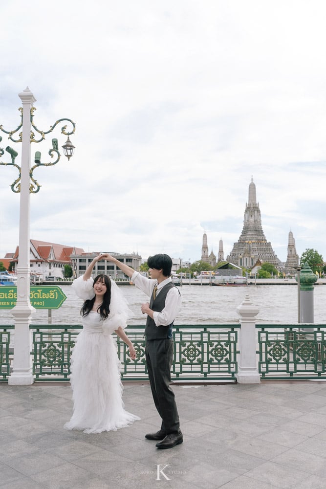 Bangkok Street Pre-Wedding: Kana & Taka’s from Japan 13 bangkok street pre wedding photography kana taka yaowarat 9 Bangkok Street Pre-Wedding: Kana & Taka’s from Japan
