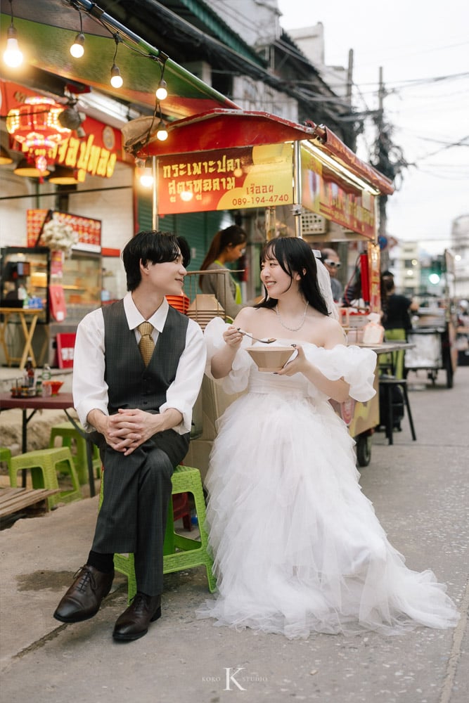 Bangkok Street Pre-Wedding: Kana & Taka’s from Japan 95 bangkok street pre wedding photography kana taka yaowarat 95 Bangkok Street Pre-Wedding: Kana & Taka’s from Japan
