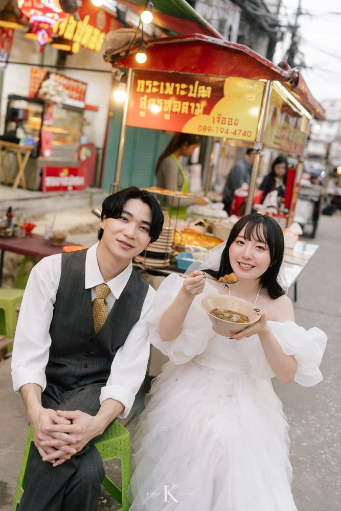 Bangkok Street Pre-Wedding: Kana & Taka’s from Japan 97 bangkok street pre wedding photography kana taka yaowarat 97 Bangkok Street Pre-Wedding: Kana & Taka’s from Japan