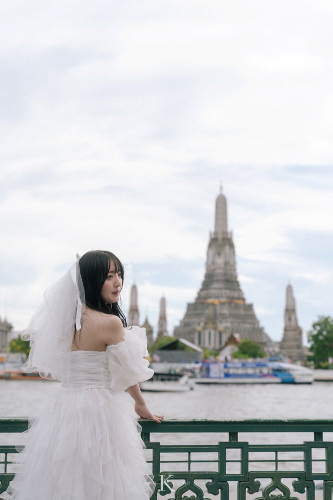 Bangkok Street Pre-Wedding: Kana & Taka’s from Japan 10 bangkok street pre wedding photography kana taka yaowarat11 Bangkok Street Pre-Wedding: Kana & Taka’s from Japan