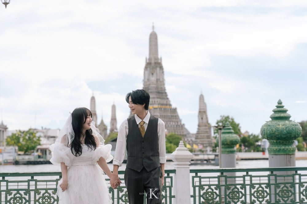Bangkok Street Pre-Wedding: Kana & Taka’s from Japan 8 bangkok street pre wedding photography kana taka yaowarat8 Bangkok Street Pre-Wedding: Kana & Taka’s from Japan