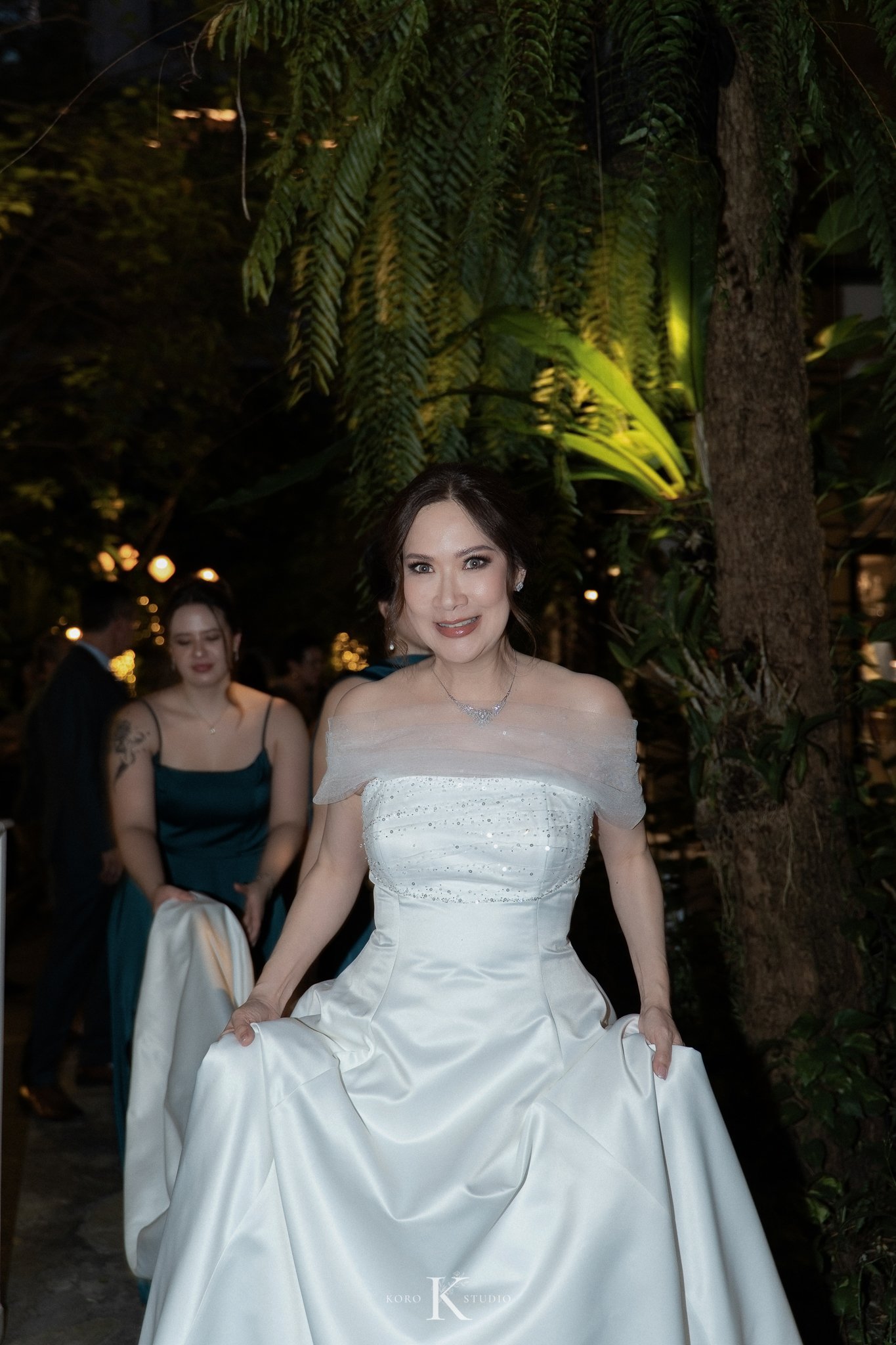 Romantic The Gardens of Dinsor Palace Wedding | Kaye & Todd 150 facebook 150 Romantic The Gardens of Dinsor Palace Wedding | Kaye & Todd