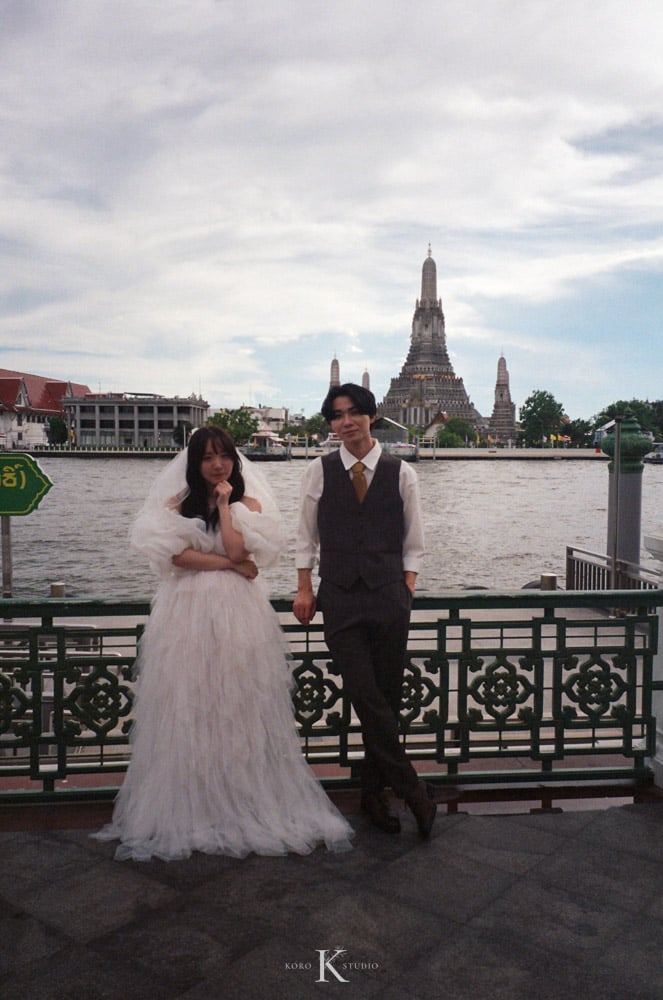 Bangkok Film Pre-Wedding Photographer| Wat Arun & Chinatown 1 pre wedding in bangkok 2026 by analog camera 1 Bangkok Film Pre-Wedding Photographer| Wat Arun & Chinatown