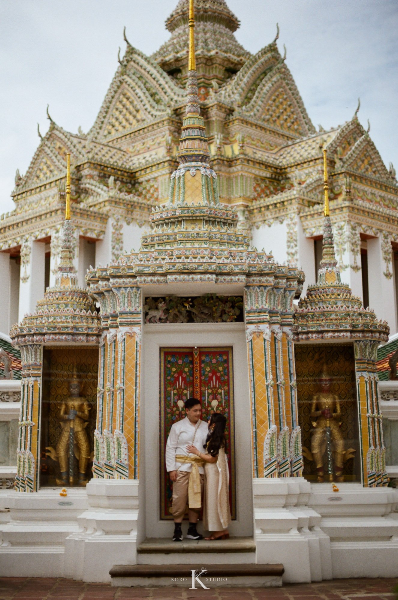 Bangkok Film Wedding Photographer | Alison & Karl’s Story 11 alison karl bangkok destination wedding video wat pho 11 Bangkok Film Wedding Photographer | Alison & Karl’s Story