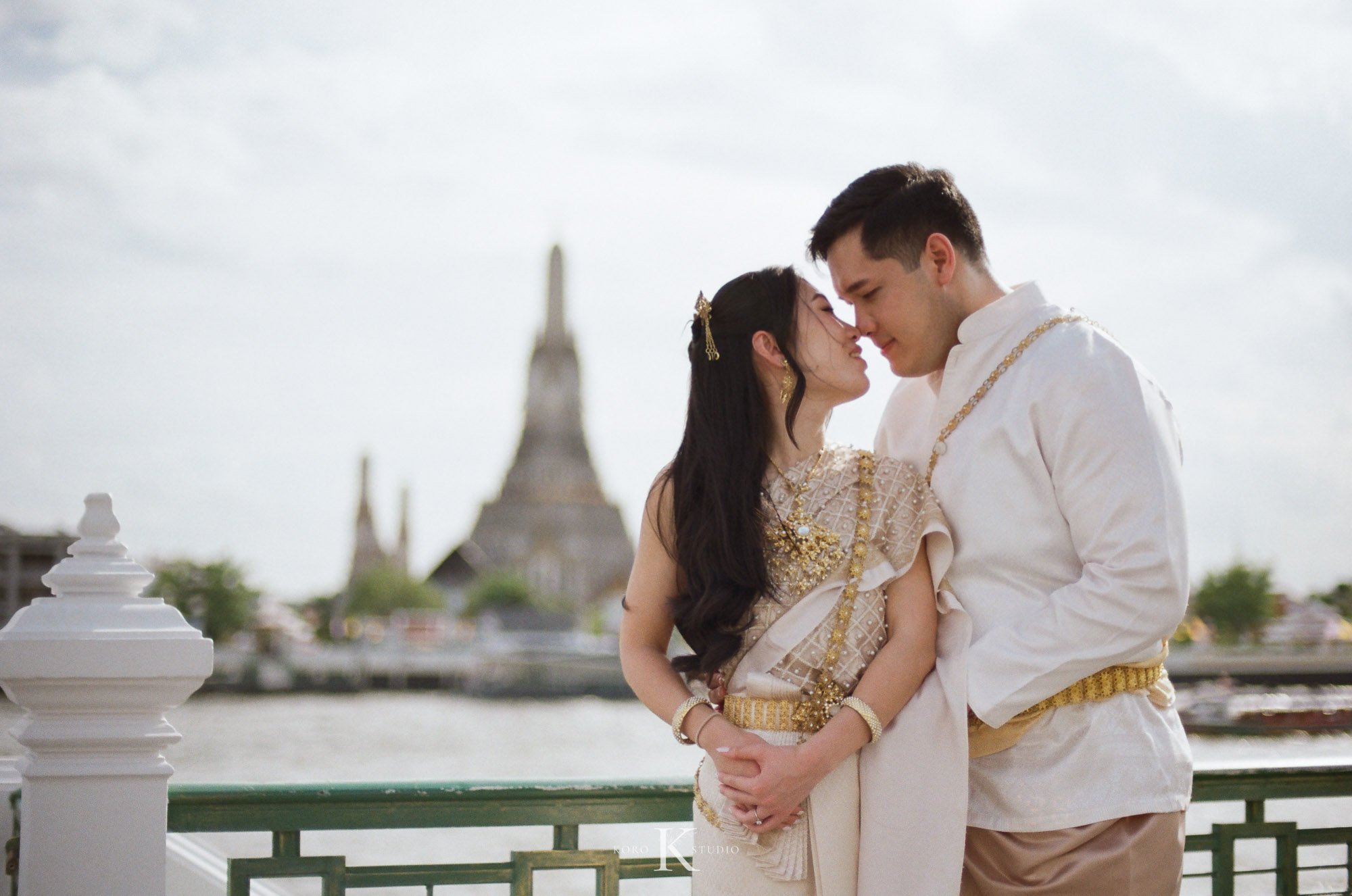 Bangkok Film Wedding Photographer | Alison & Karl’s Story 14 alison karl bangkok destination wedding video wat pho 14 Bangkok Film Wedding Photographer | Alison & Karl’s Story
