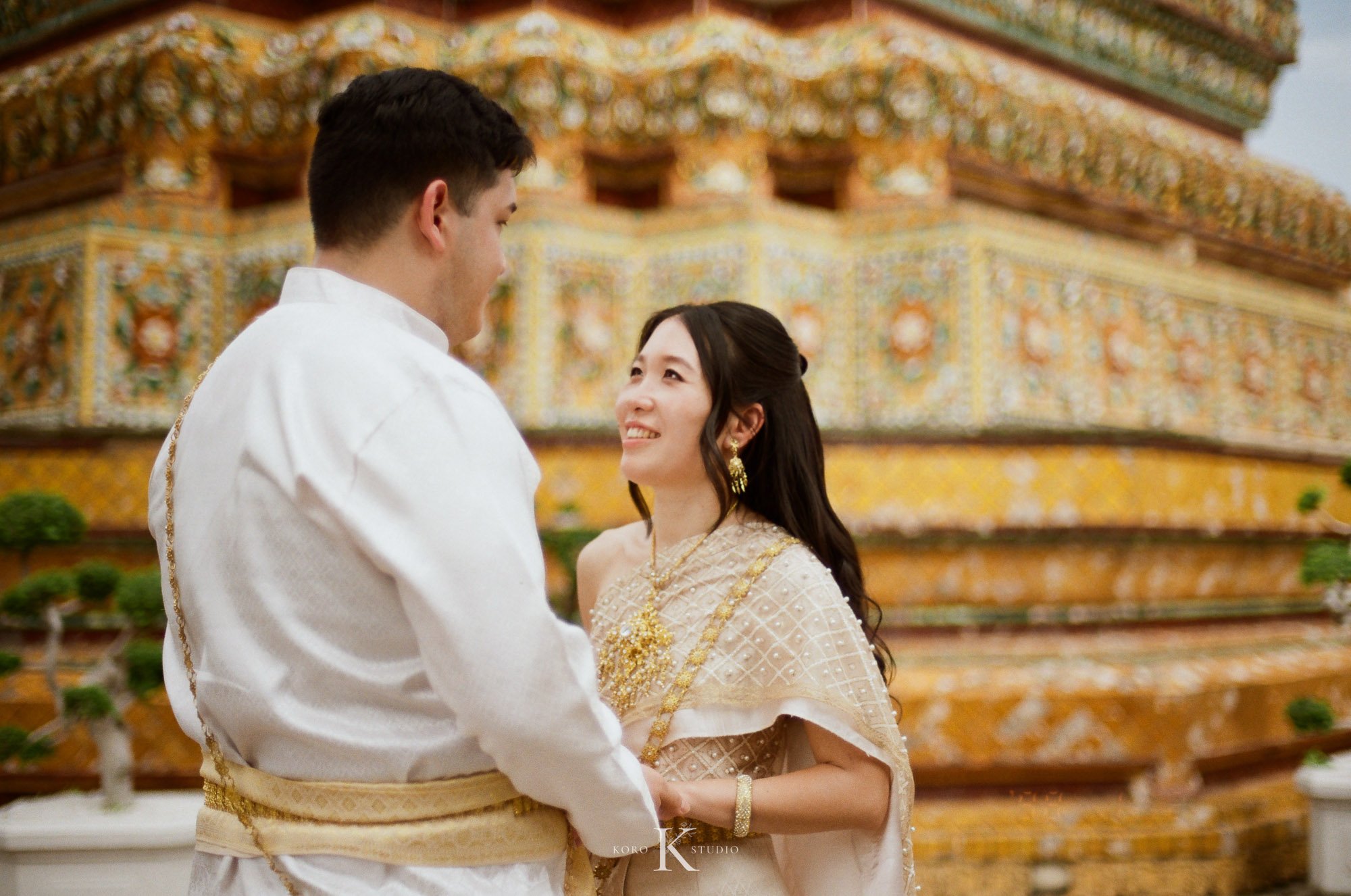 Bangkok Film Wedding Photographer | Alison & Karl’s Story 6 alison karl bangkok destination wedding video wat pho 6 Bangkok Film Wedding Photographer | Alison & Karl’s Story