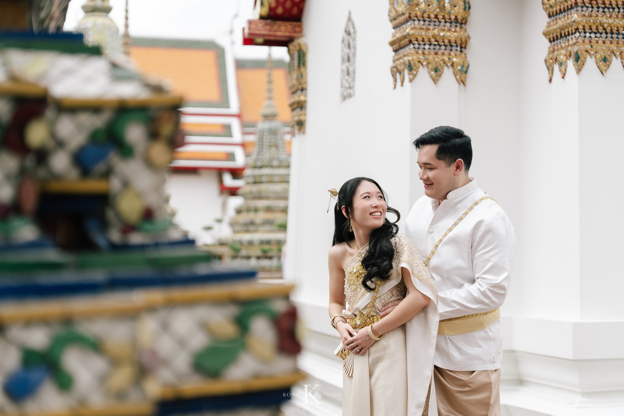 Bangkok Pre Wedding: Alison & Karl at Wat Pho & Benjakitti Park 13 benjakitti park pre wedding alison karl bangkok 13 Bangkok Pre Wedding: Alison & Karl at Wat Pho & Benjakitti Park