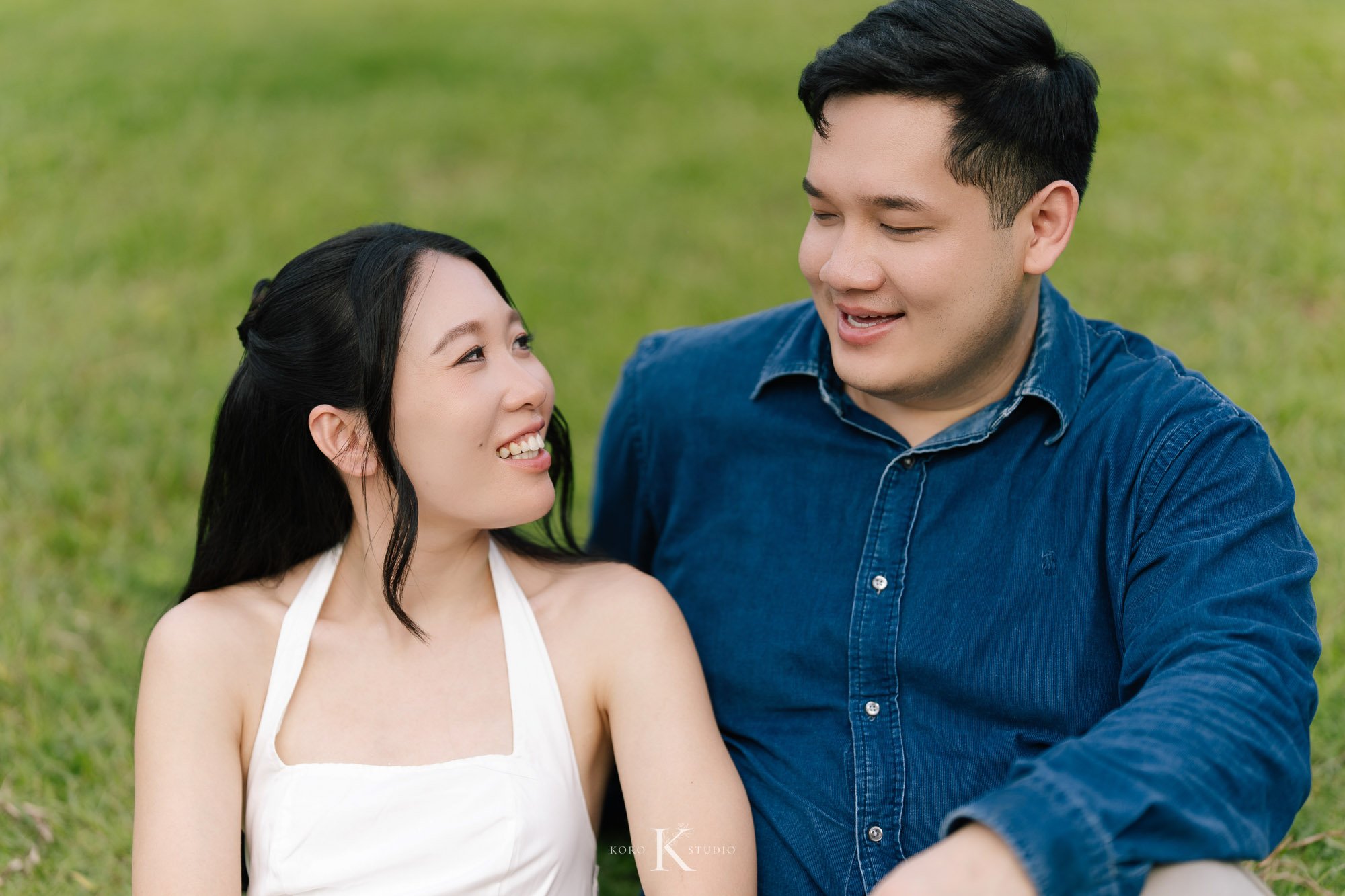 Bangkok Pre Wedding: Alison & Karl at Wat Pho & Benjakitti Park 162 benjakitti park pre wedding alison karl bangkok 162 Bangkok Pre Wedding: Alison & Karl at Wat Pho & Benjakitti Park