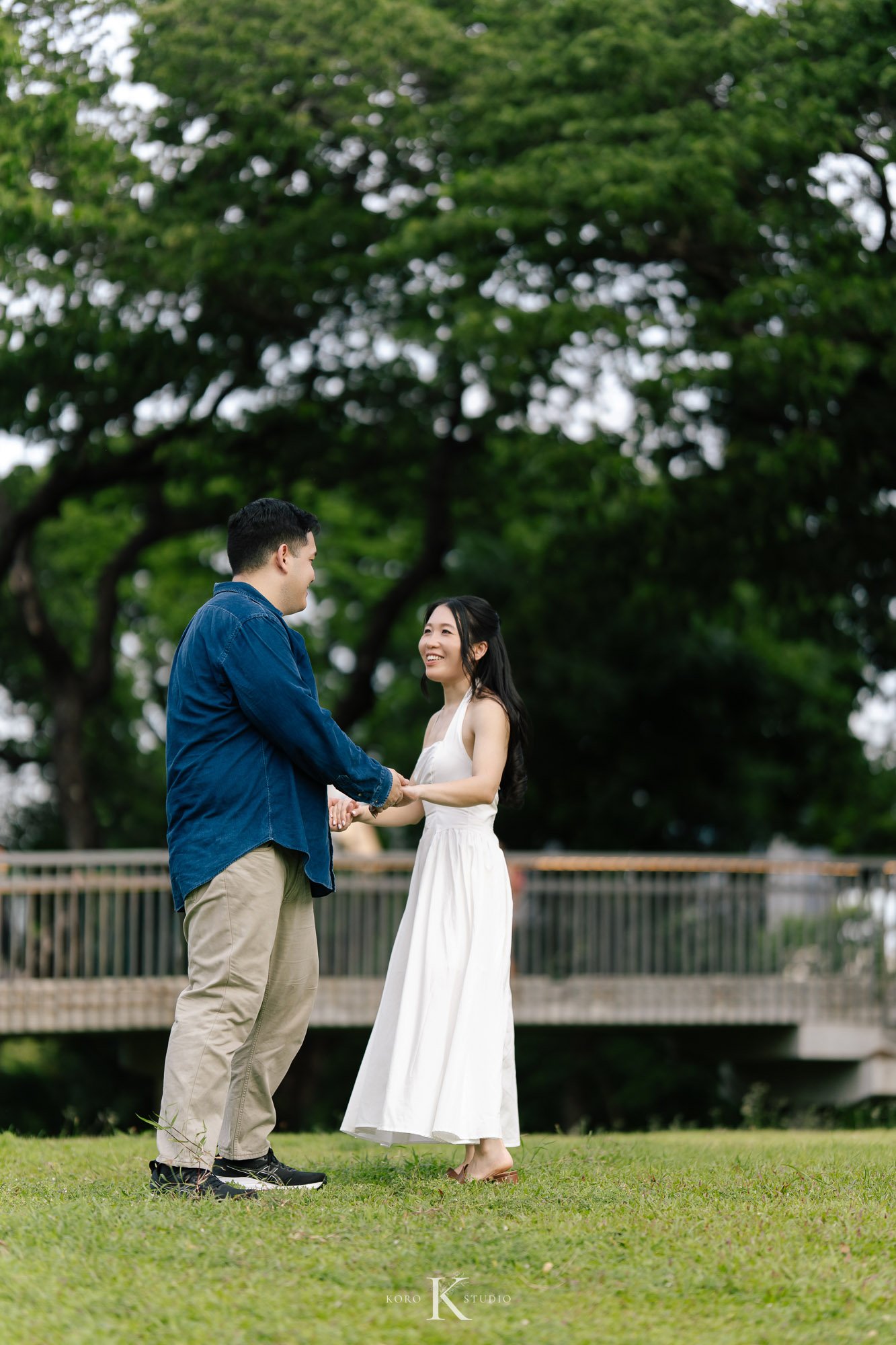 Bangkok Pre Wedding: Alison & Karl at Wat Pho & Benjakitti Park 163 benjakitti park pre wedding alison karl bangkok 163 Bangkok Pre Wedding: Alison & Karl at Wat Pho & Benjakitti Park