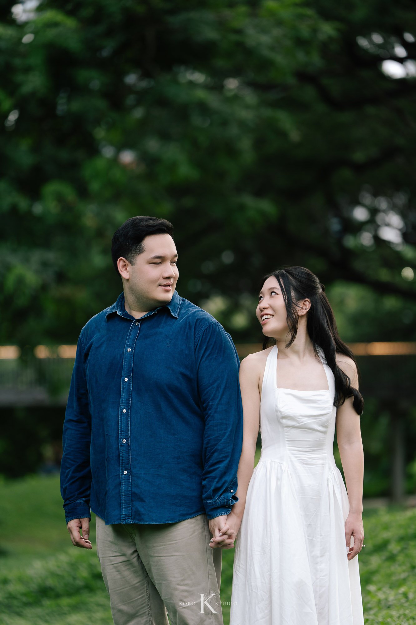 Bangkok Pre Wedding: Alison & Karl at Wat Pho & Benjakitti Park 184 benjakitti park pre wedding alison karl bangkok 184 Bangkok Pre Wedding: Alison & Karl at Wat Pho & Benjakitti Park