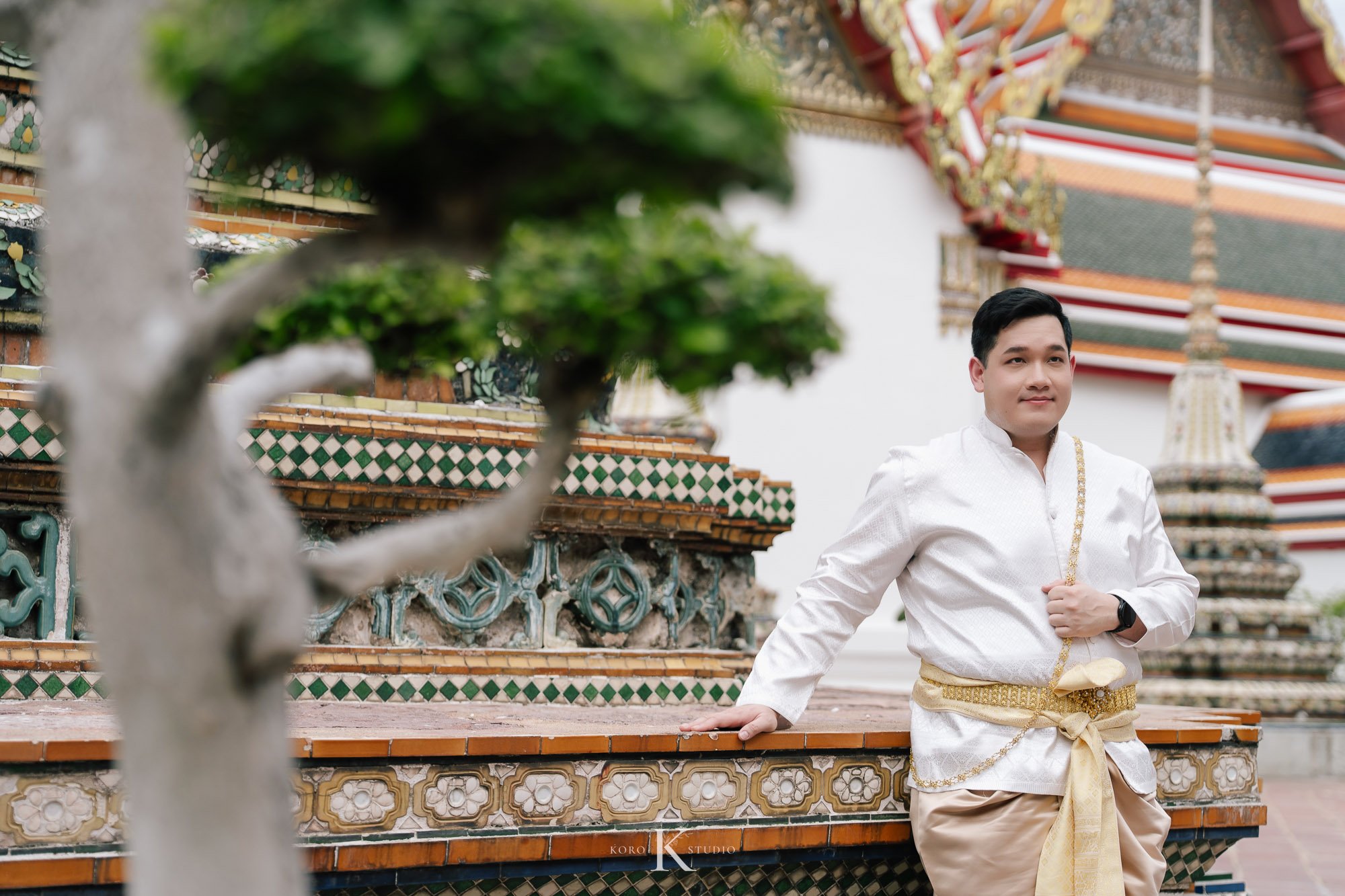 Bangkok Pre Wedding: Alison & Karl at Wat Pho & Benjakitti Park 19 benjakitti park pre wedding alison karl bangkok 19 Bangkok Pre Wedding: Alison & Karl at Wat Pho & Benjakitti Park